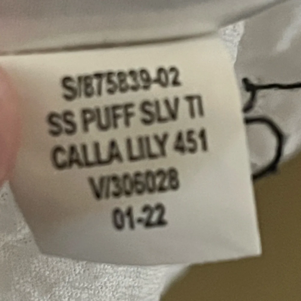 Old Navy White XL Relaxed Puff Sleeve Blouse Neutral Calla Lily Boho Casual GUC